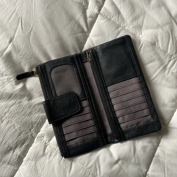 Black Fossil Wallet - Picture 3 of 3